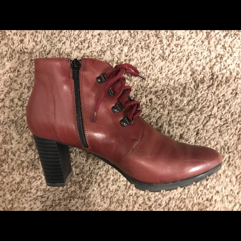 Pitillos leather ankle boot made in Spain